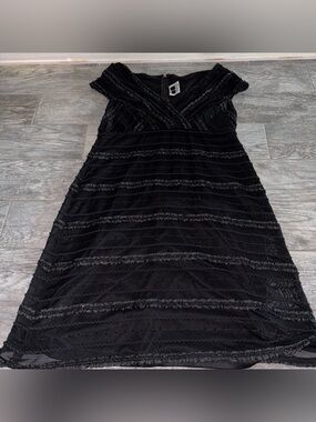 Tadashi Black Lace-Trim V-Neck Dress - Women size 12